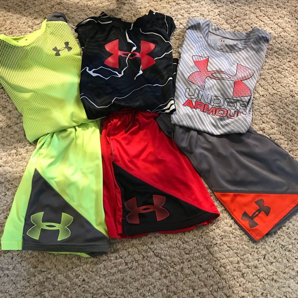 Bundle❗️Boys Under Armour sets size 6-7